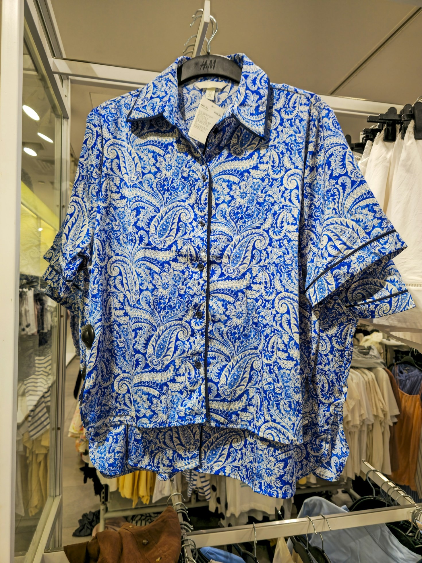 10 Must-Have Pieces from Tong Brand This Season